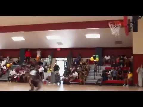 The Georgia Spartans brought the heat at the UMBL Juneteenth Jam, showcasing electrifying plays and jaw-dropping dunks. One of the standout moments was a fast break executed by @boetheshow2, leaving the crowd in awe with a stunning display of athleticism. This event wasn't just about competition; it was a celebration of community, culture, and the spirit of basketball. Relive the excitement of the Juneteenth Jam and see why Georgia Spartans are a powerhouse on and off the court. Keep an eye out for their upcoming games and events to witness greatness firsthand!